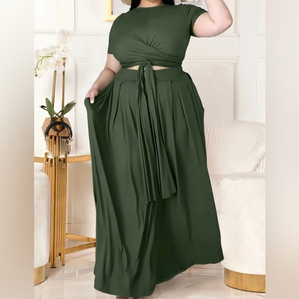 Plus Size Women's Plus Plain Short Sleeve Crop Top Side Knot & Maxi Skirt - Picture 8 of 13
